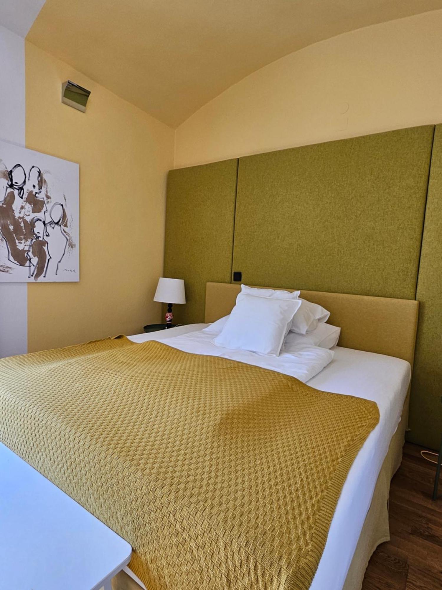 Yellow Flat By Grazrentals With Best Location & Free Parking Exterior foto
