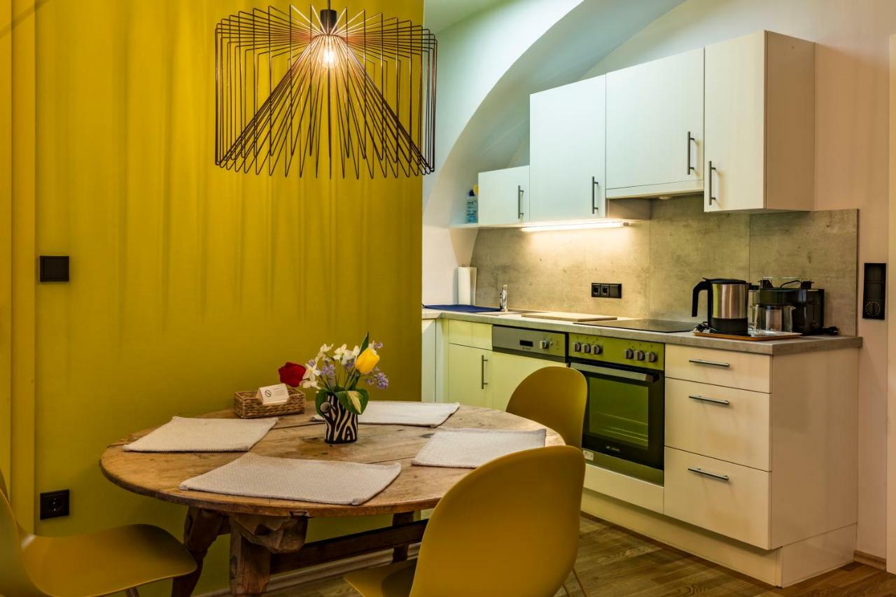 Yellow Flat By Grazrentals With Best Location & Free Parking Exterior foto